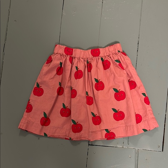 Mini Boden Pink Skirt with Red Apple Print size 7-8 - Picture 4 of 5